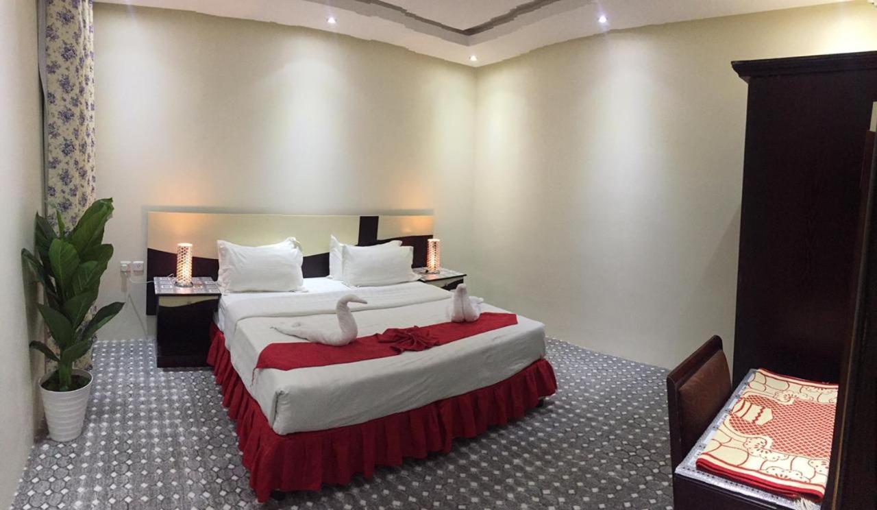 Merfal Hotel Apartments Al Taawan Riaad Buitenkant foto