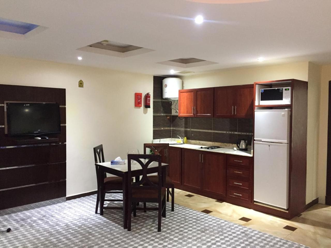 Merfal Hotel Apartments Al Taawan Riaad Buitenkant foto
