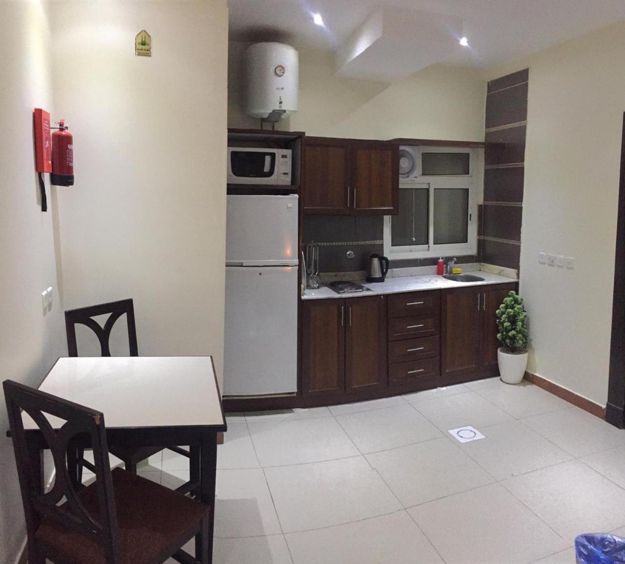 Merfal Hotel Apartments Al Taawan Riaad Buitenkant foto