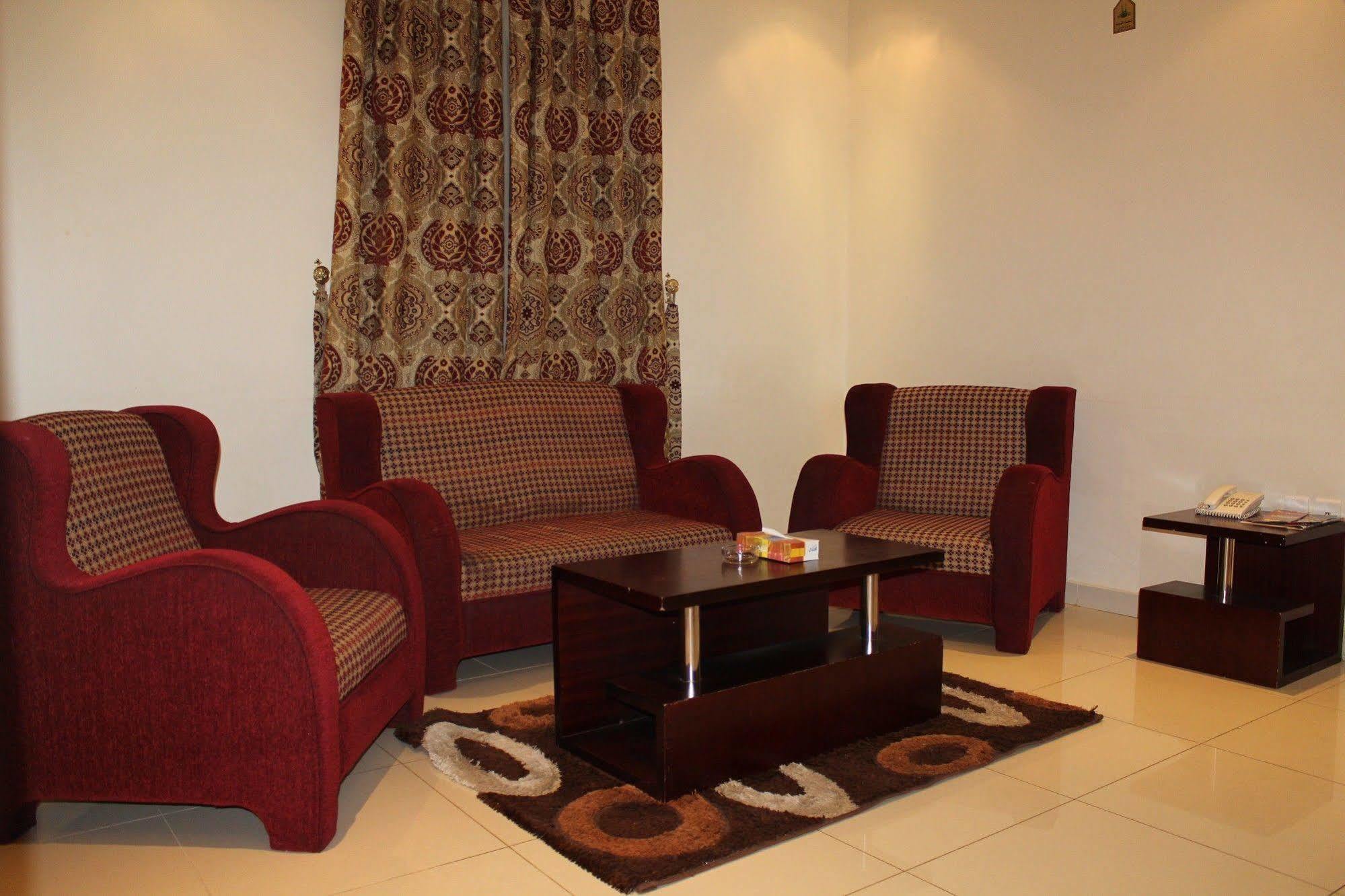 Merfal Hotel Apartments Al Taawan Riaad Buitenkant foto